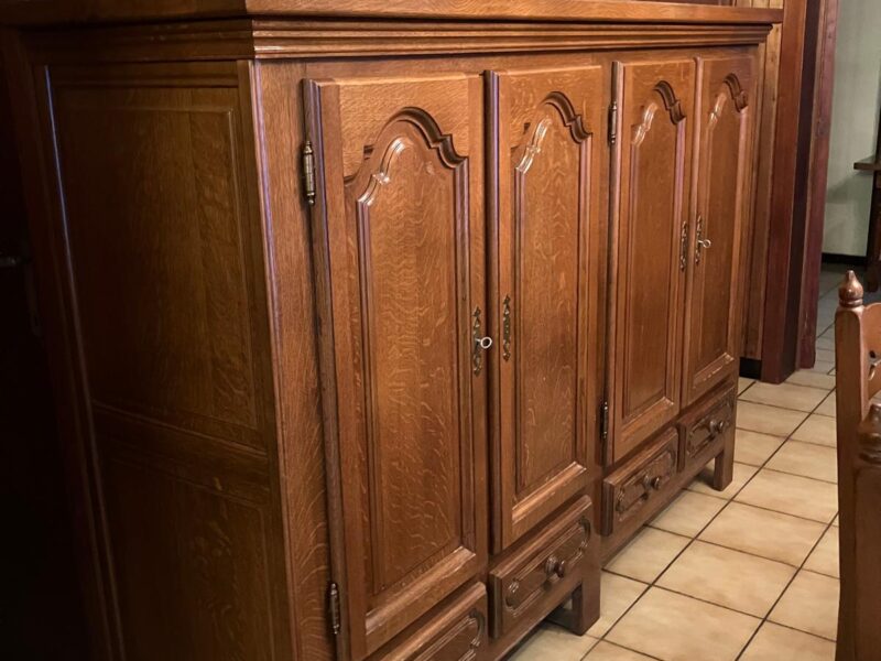 GRATIS Eiken wandkast zelf te demonteren en op te halen