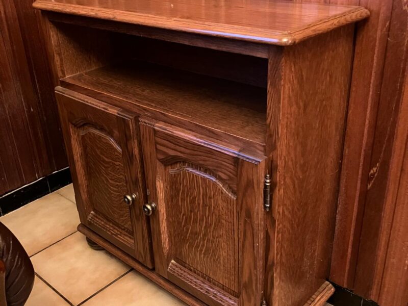 GRATIS kleine wandkast zelf op te halen