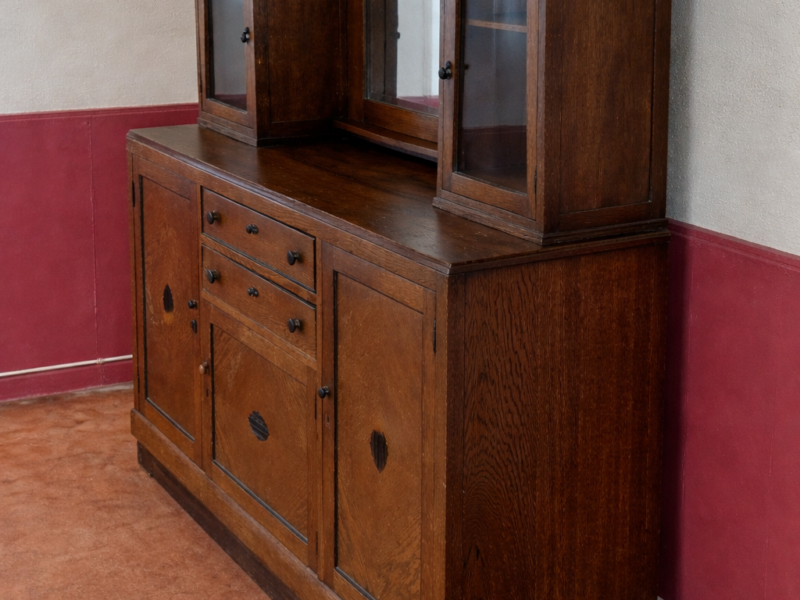 Antiek Jugendstil buffetkast gratis afhalen.
