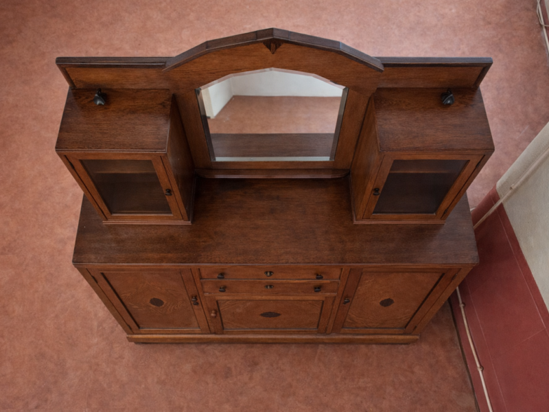 Antiek Jugendstil buffetkast gratis afhalen.