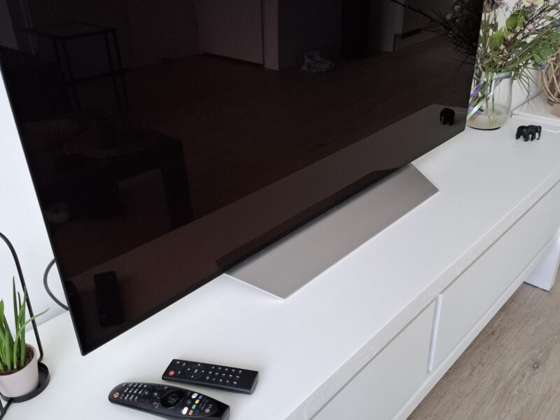 Witte massief houten (tv) dressoir met 2 lades